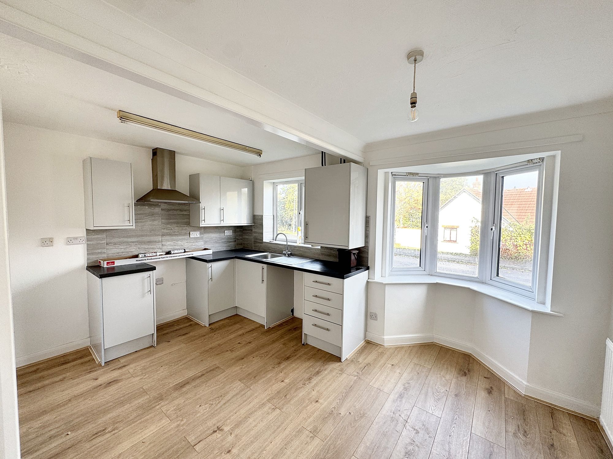 3 bed mid-terraced house for sale in Fivash Close, Taunton, TA1 2