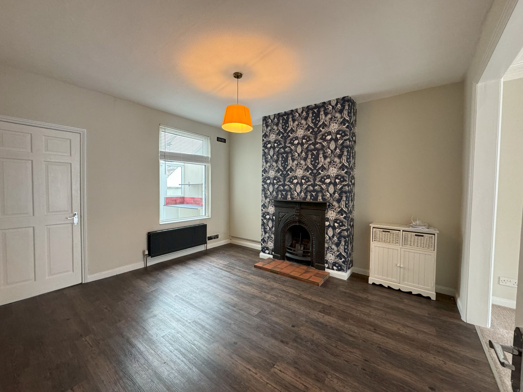 3 bed terraced house to rent in Maxwell Street, Taunton, TA2 4