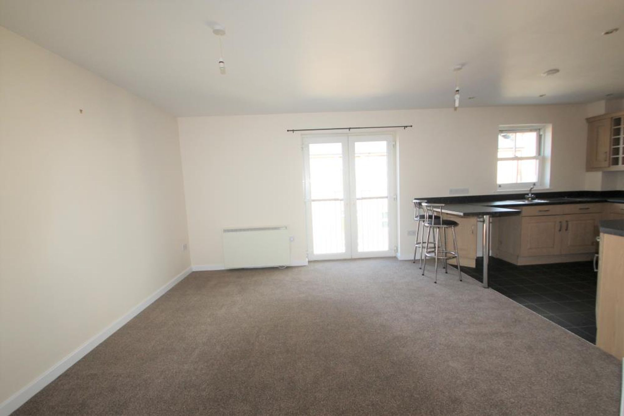 2 bed apartment for sale in Victoria Street, Taunton, TA1  - Property Image 6