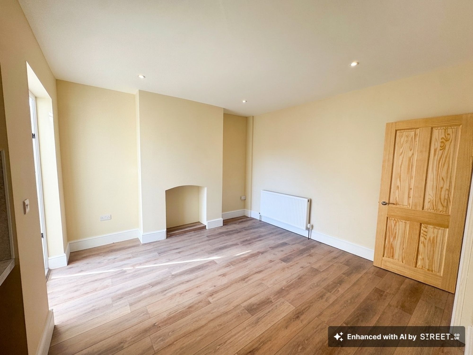 3 bed house to rent in St. Augustine Street, Taunton, TA1  - Property Image 7