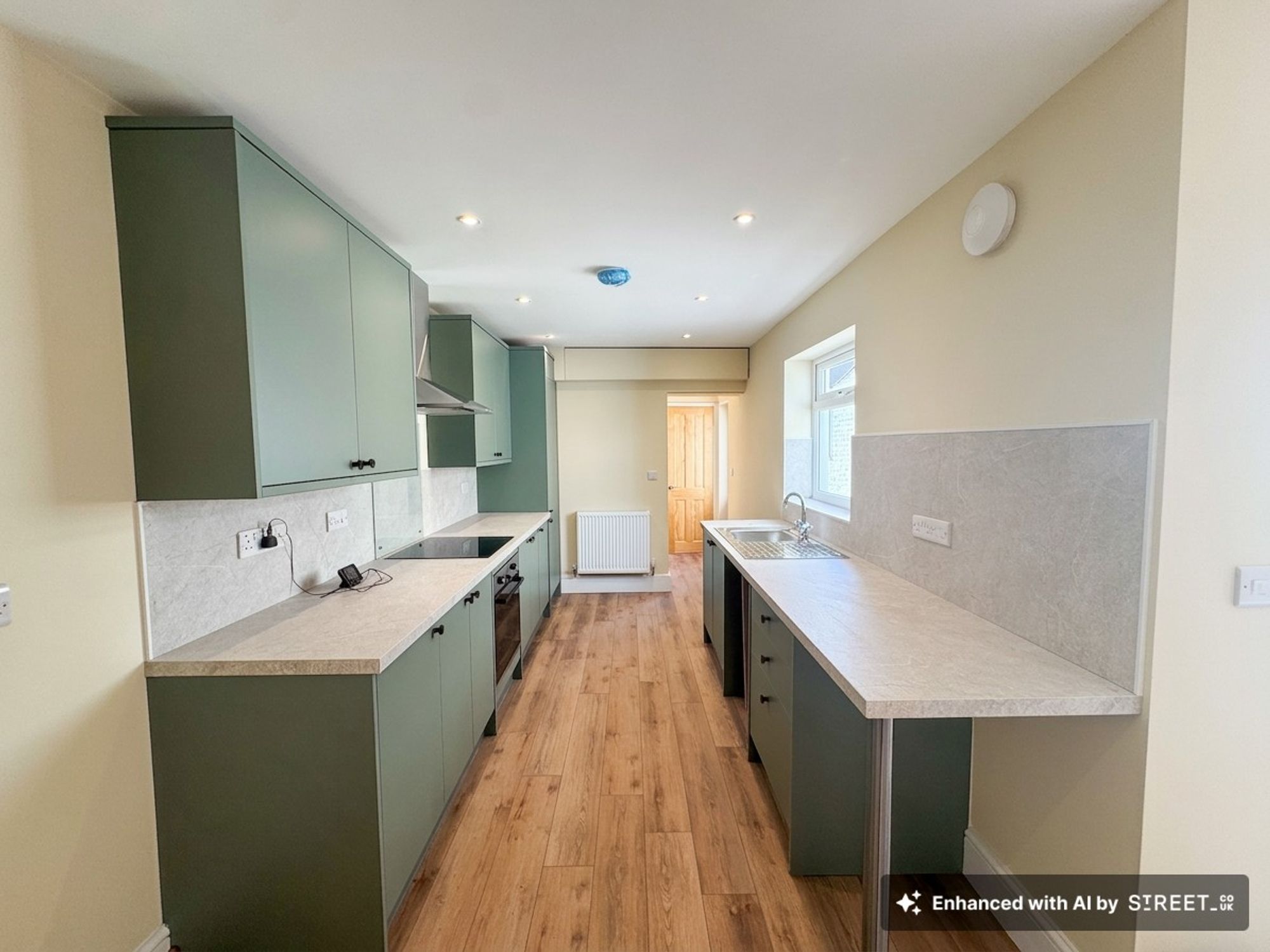 3 bed house to rent in St. Augustine Street, Taunton, TA1  - Property Image 5