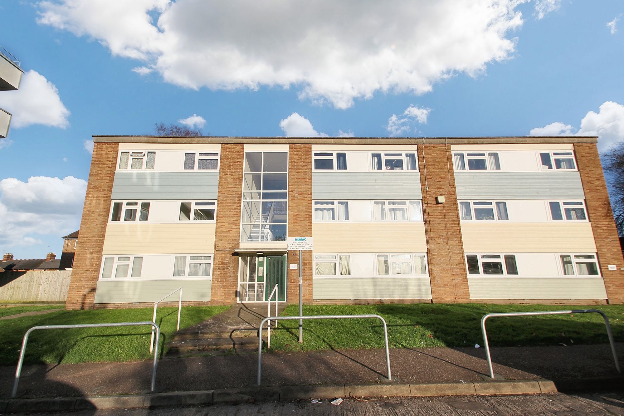 1 bed flat to rent in Duke Street, Taunton, TA1  - Property Image 1
