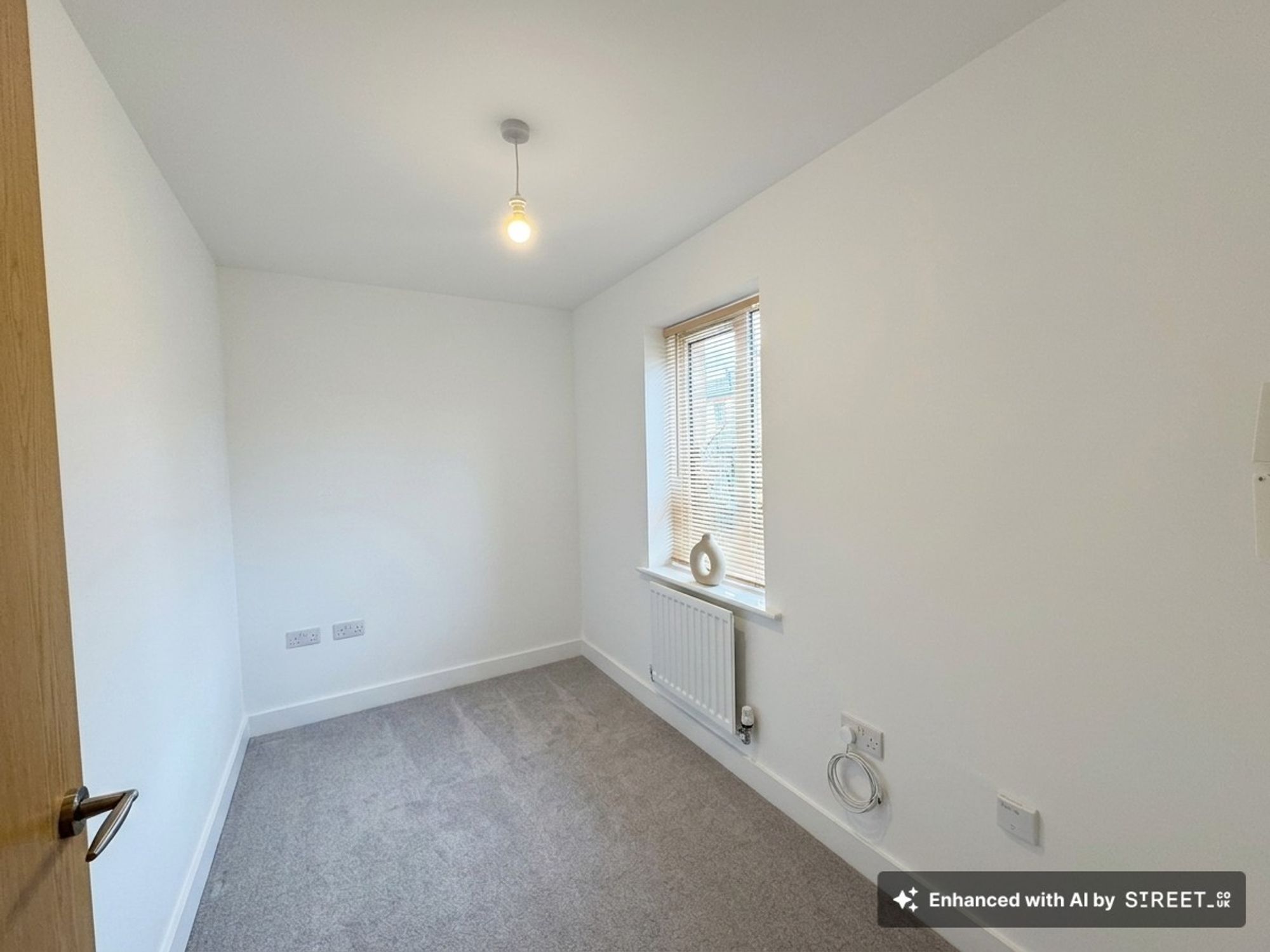 3 bed semi-detached town house to rent in Firepool Crescent, Taunton, TA1 9
