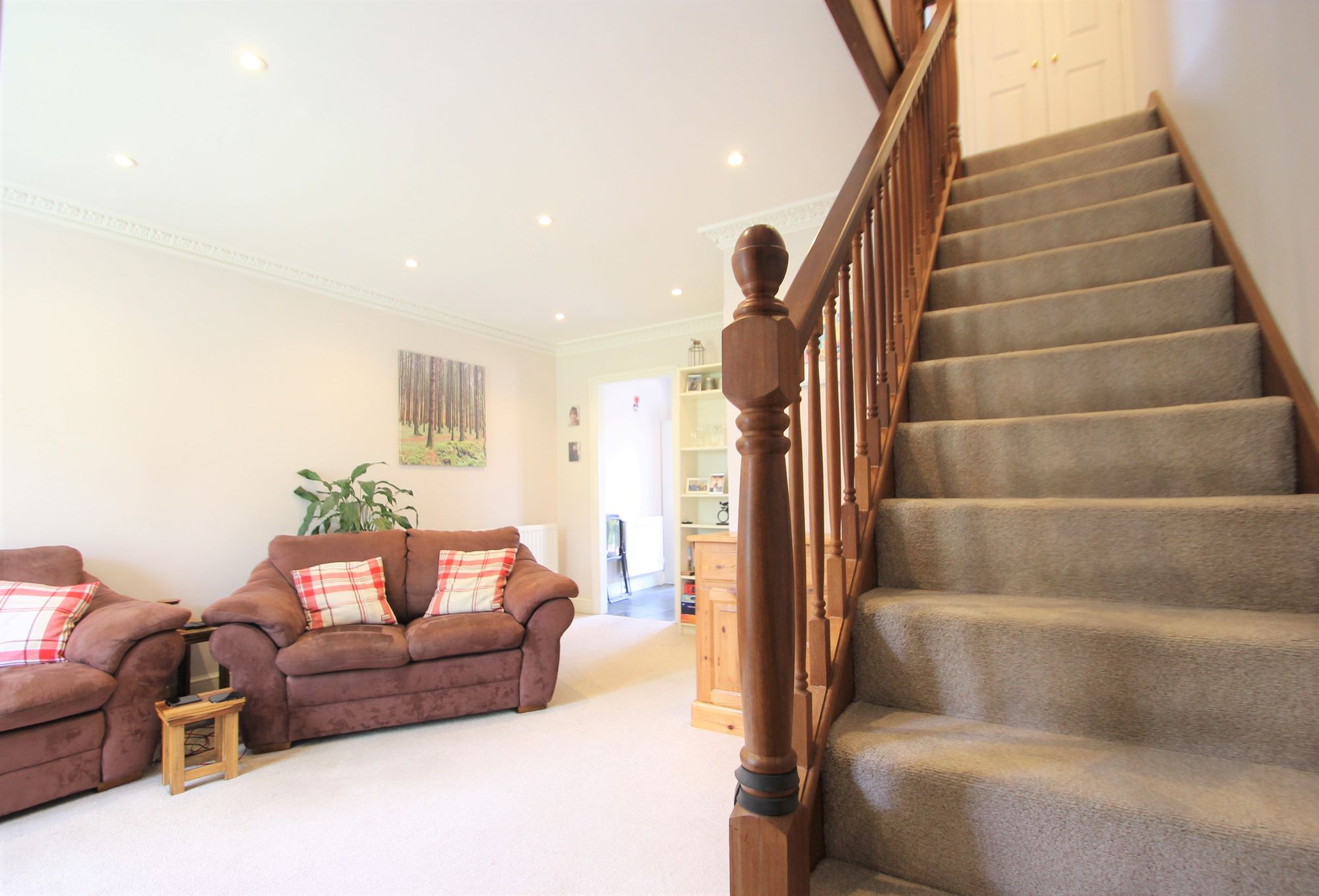 2 bed mid-terraced house to rent in Priory Avenue, Taunton, TA1 7