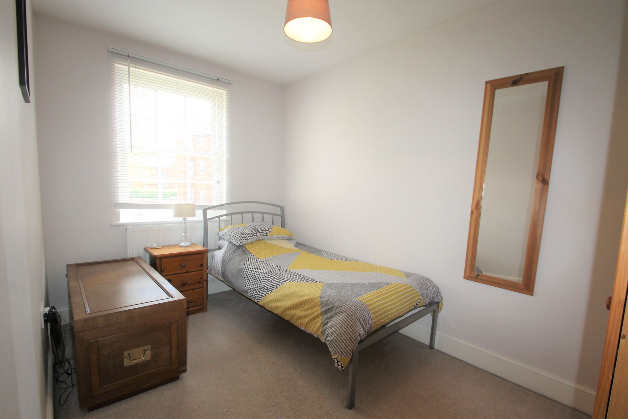 2 bed mid-terraced house to rent in Priory Avenue, Taunton, TA1  - Property Image 10
