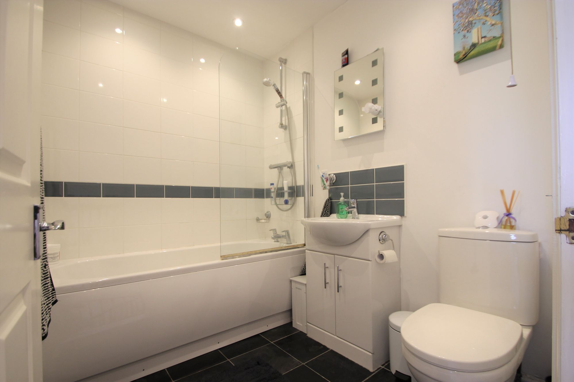 2 bed mid-terraced house to rent in Priory Avenue, Taunton, TA1  - Property Image 12