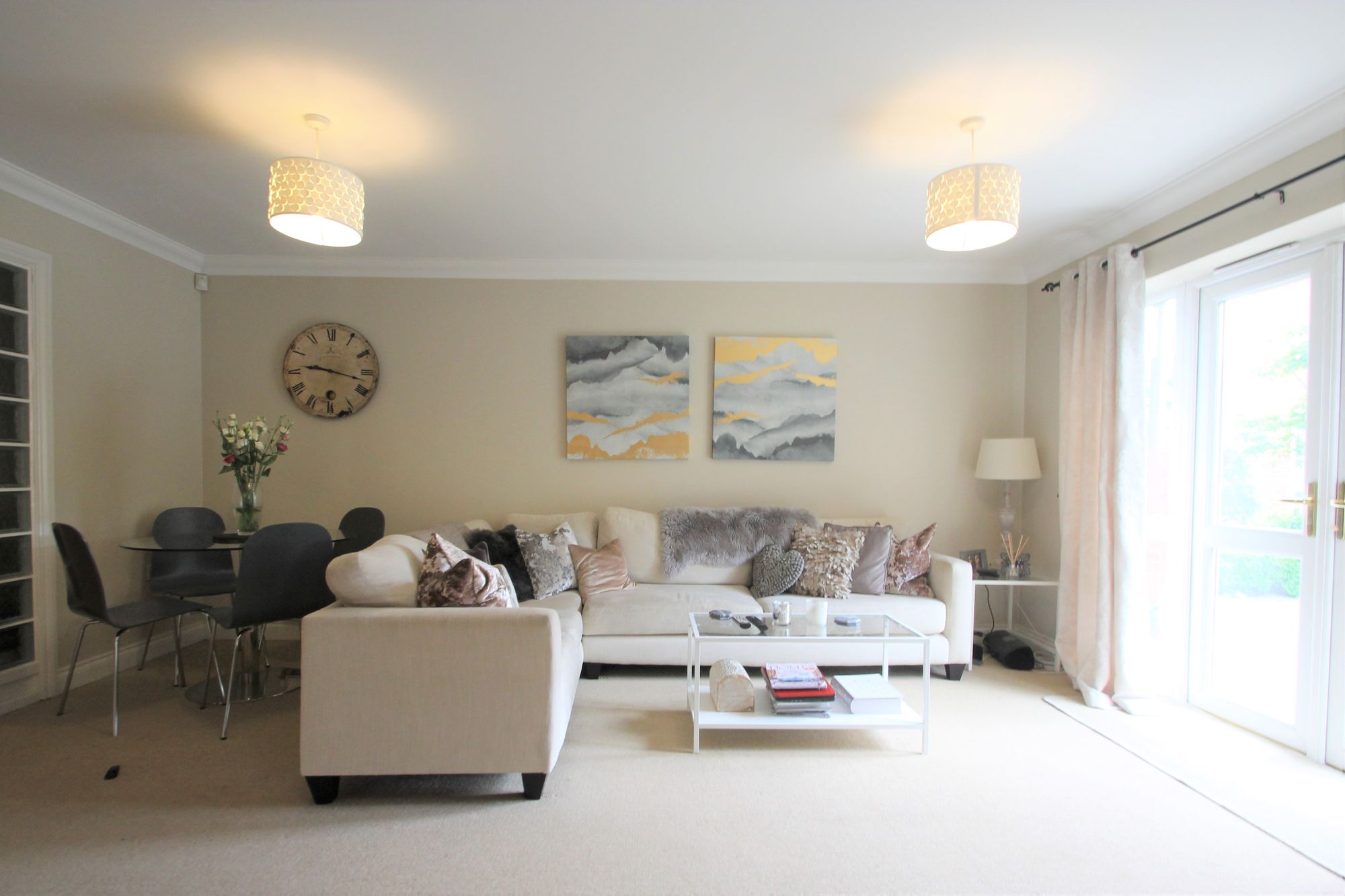 2 bed apartment to rent in Priory Avenue, Taunton, TA1 2