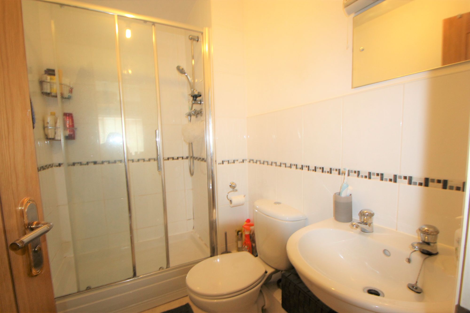 2 bed apartment to rent in Priory Avenue, Taunton, TA1 4