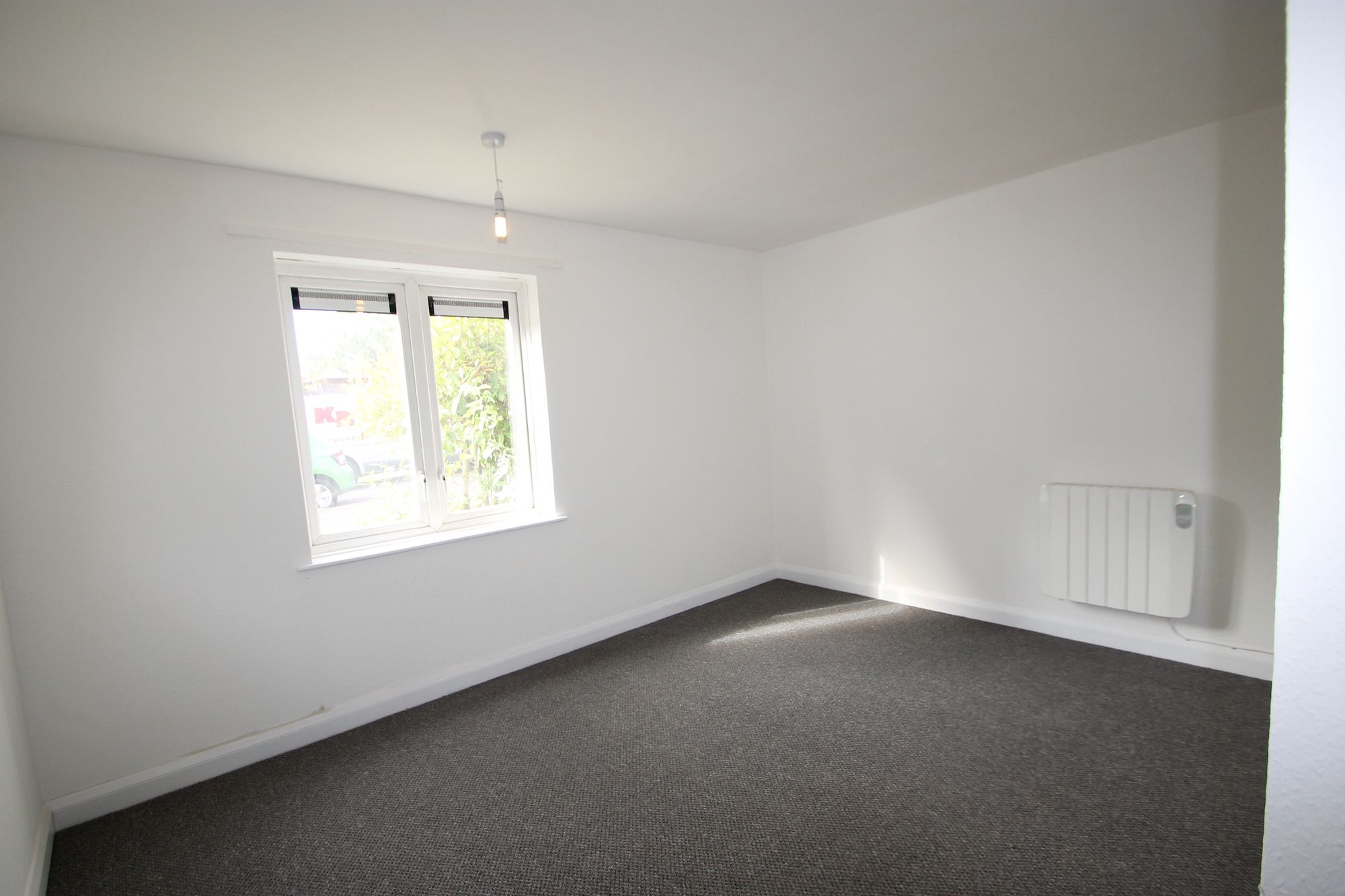 2 bed flat to rent in Bacon Drive, Taunton, TA1  - Property Image 5