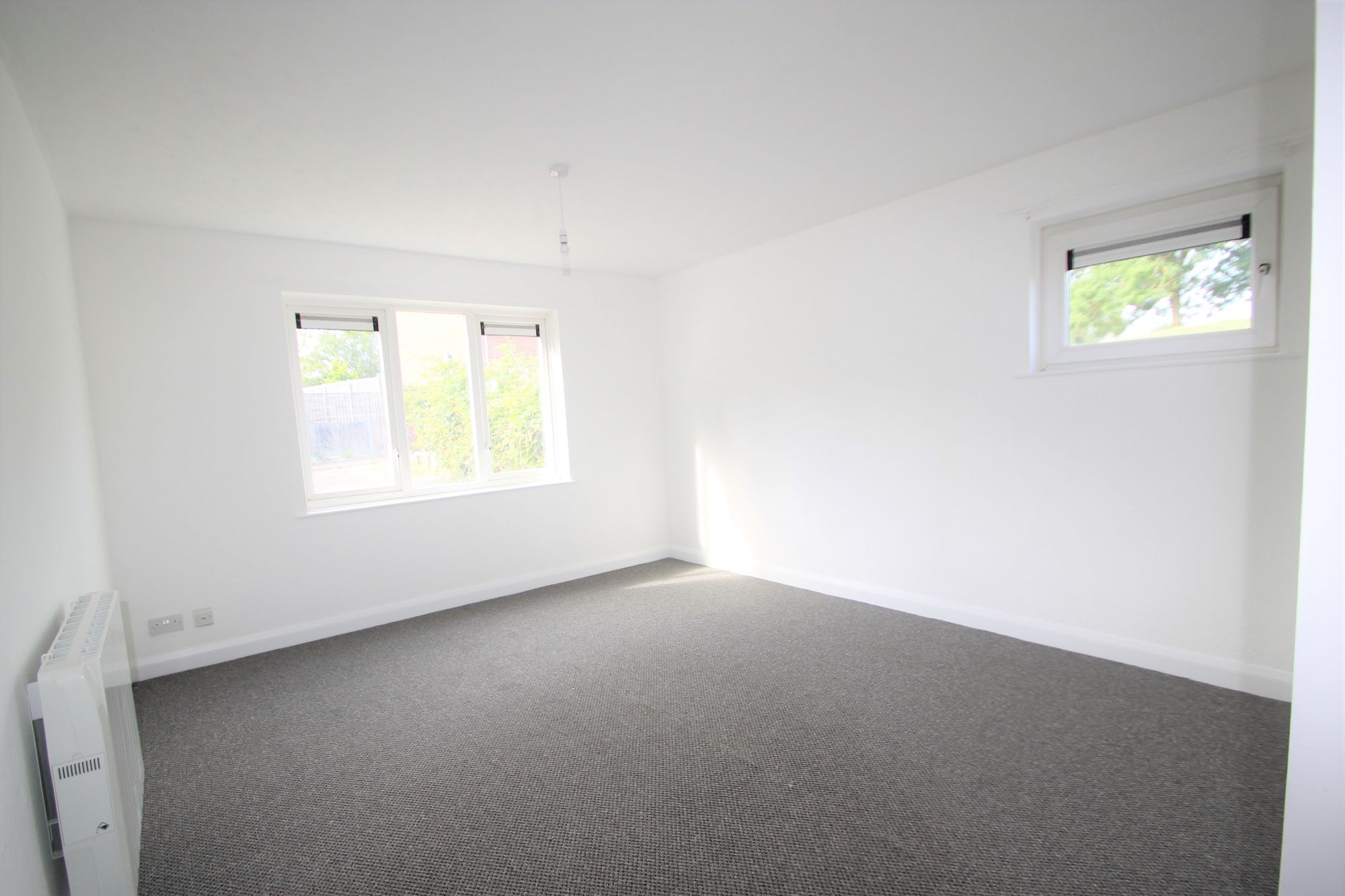 2 bed flat to rent in Bacon Drive, Taunton, TA1 2