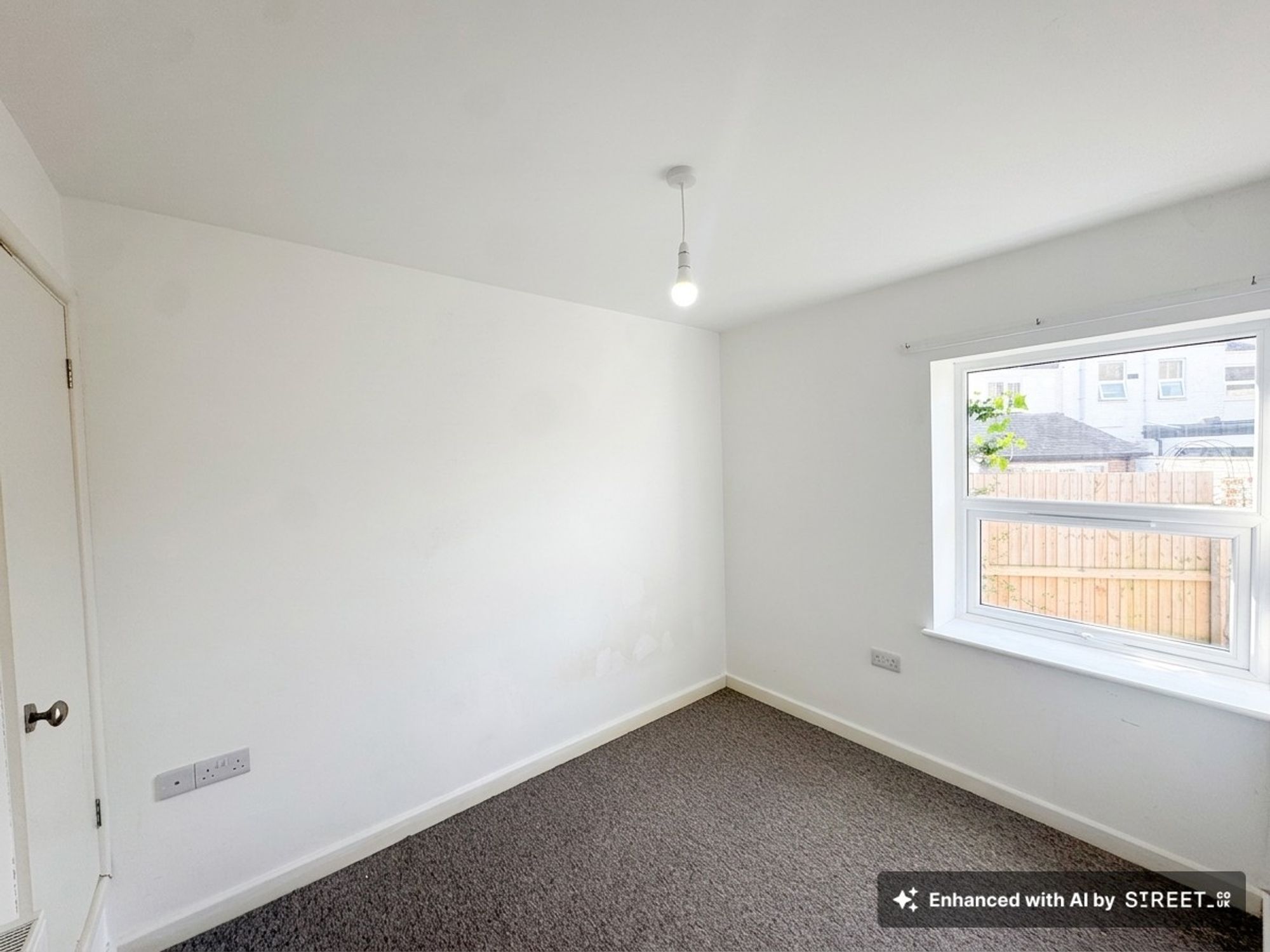 2 bed terraced house to rent in Burton Place, Taunton, TA1  - Property Image 11