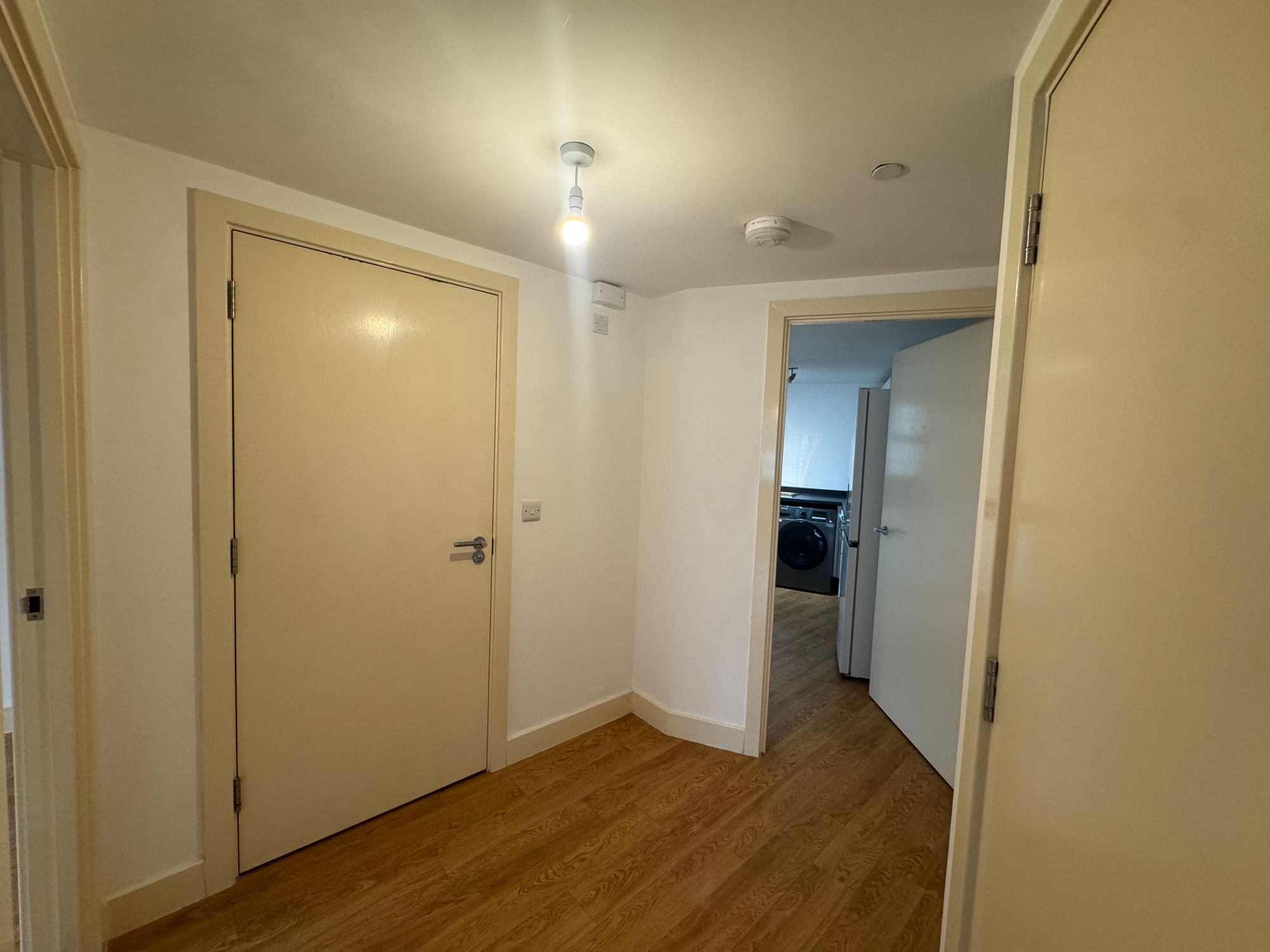 1 bed flat to rent in Bath Place, Taunton, TA1 7