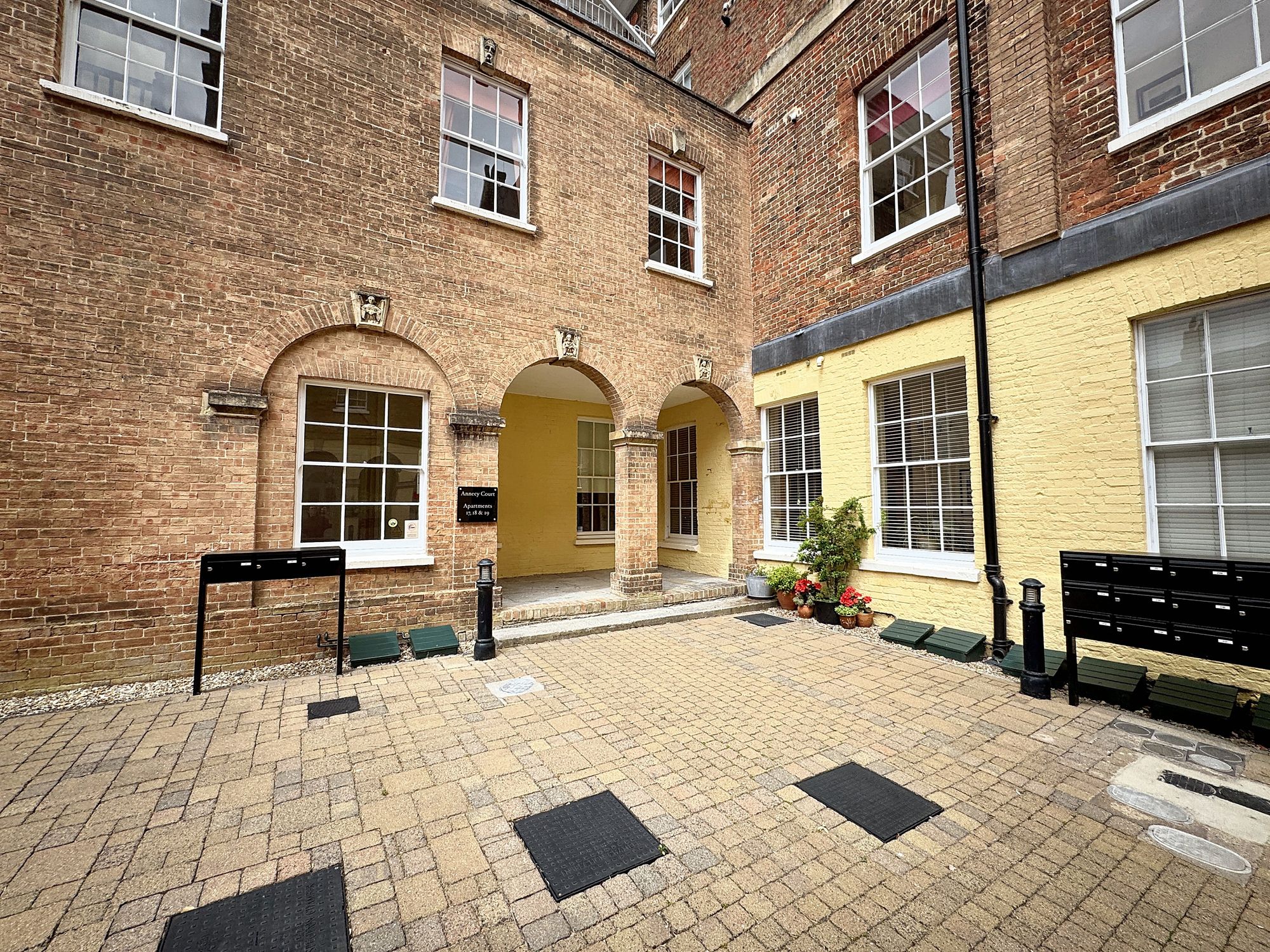 1 bed apartment to rent in St. Josephs Field, Annecy Court St. Josephs Field, TA1 10