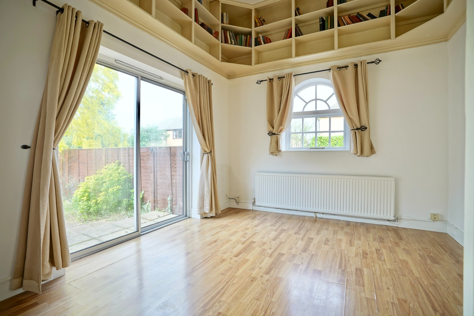 3 bed end of terrace house for sale in Limes Park Road, St. Ives  - Property Image 3