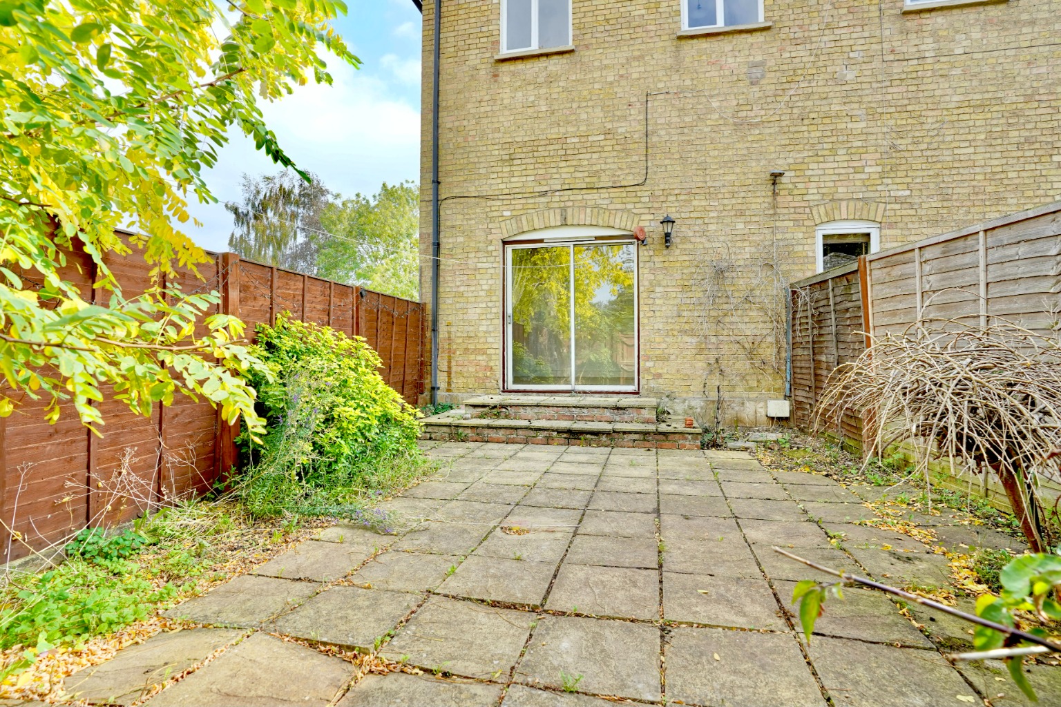 3 bed end of terrace house for sale in Limes Park Road, St. Ives 9