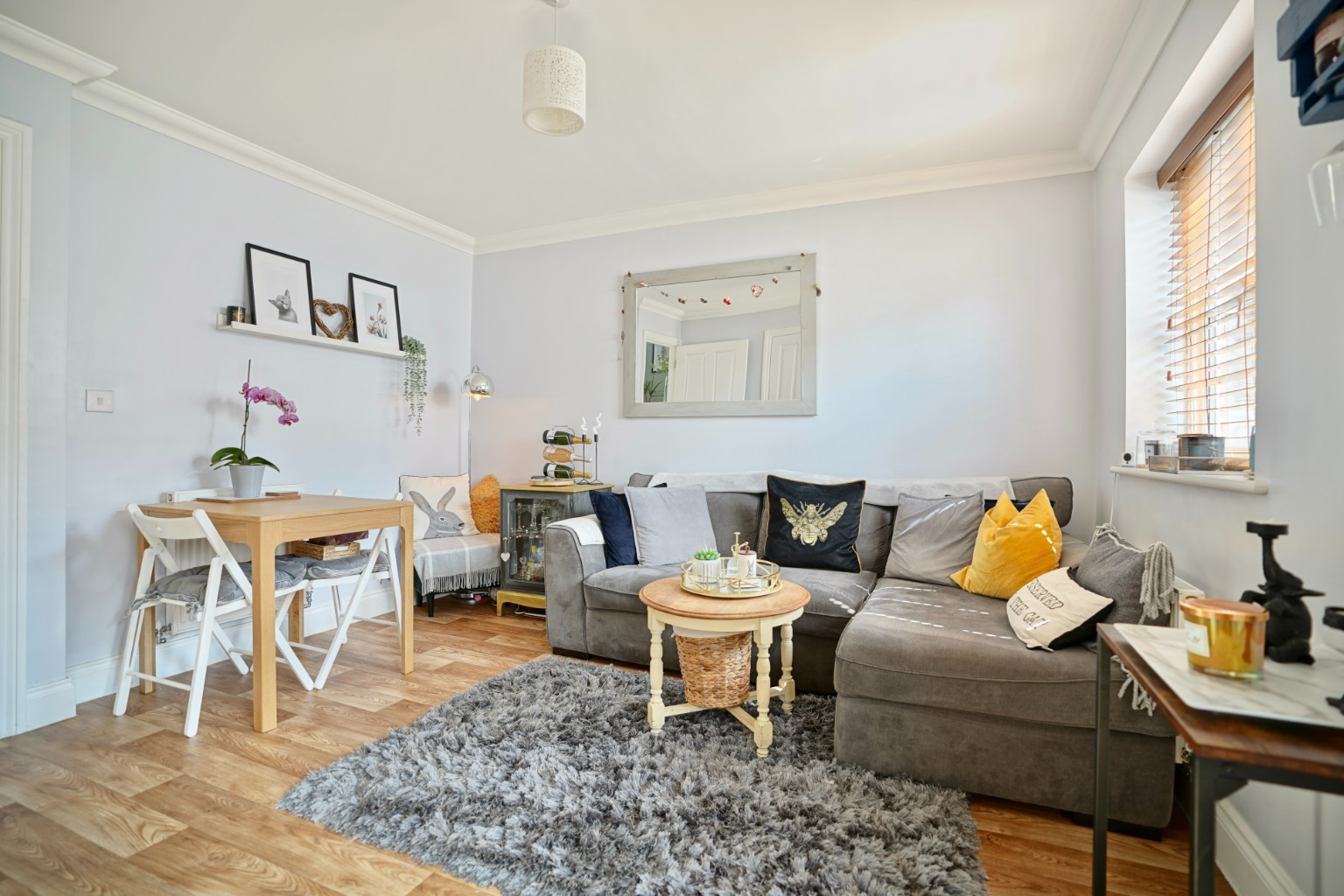 2 bed terraced house for sale in Bayley Road, Huntingdon 4