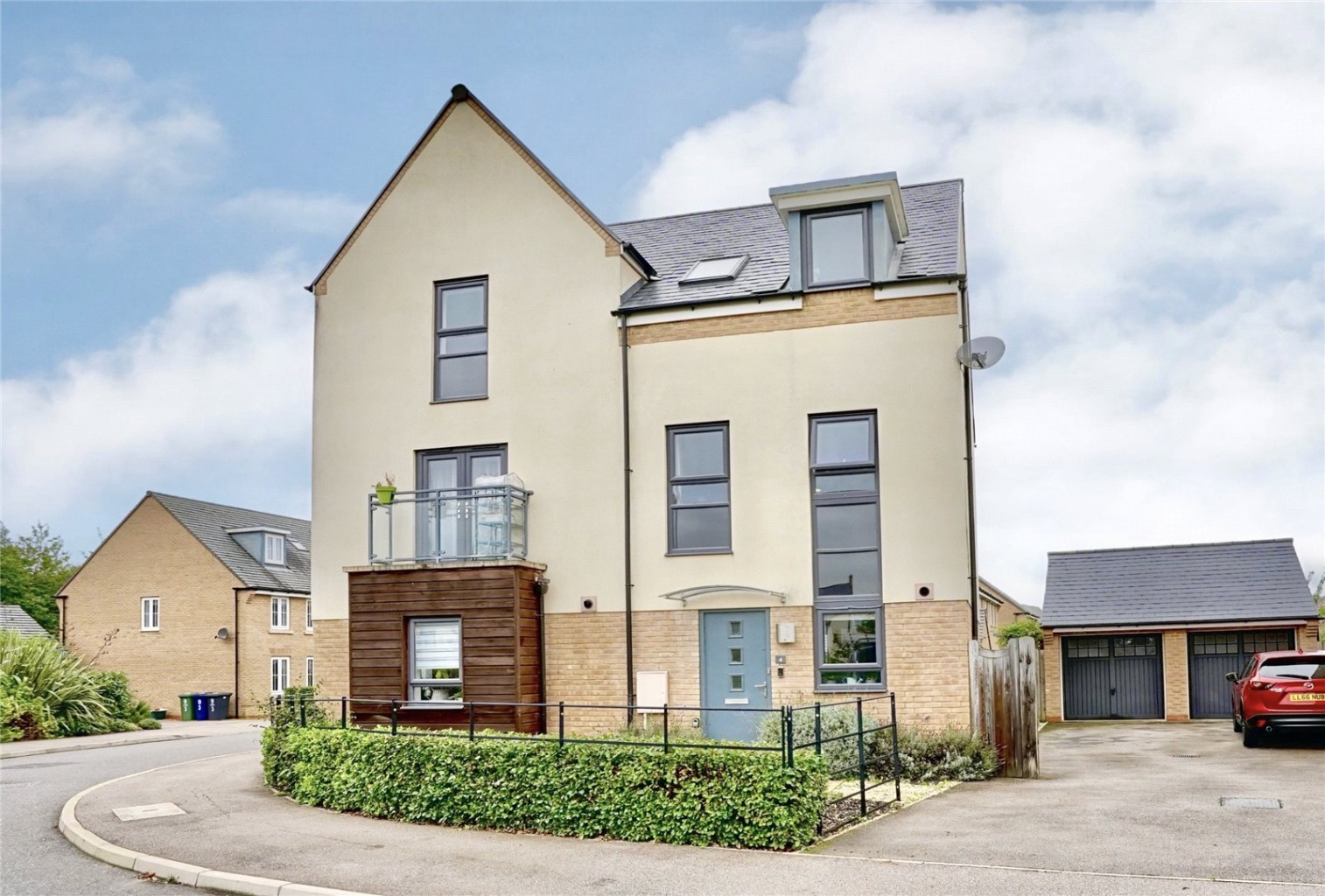 3 bed semi-detached house for sale in Trinity Way, Cambridge - Property Image 1