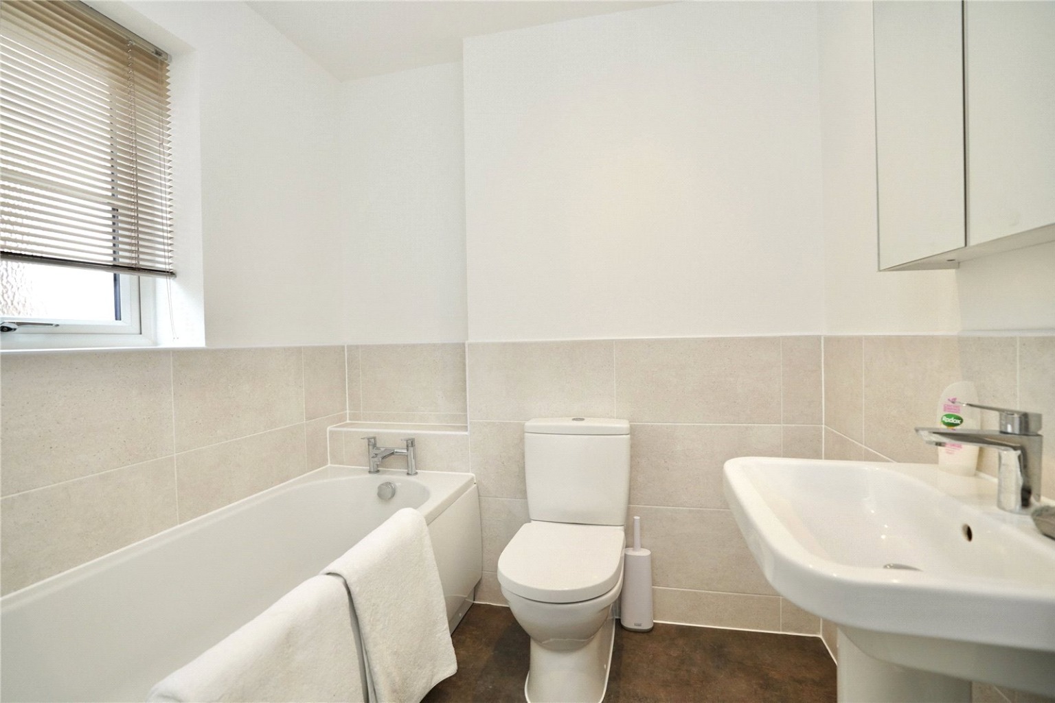 4 bed detached house for sale in Garnatte Drive, Huntingdon  - Property Image 14