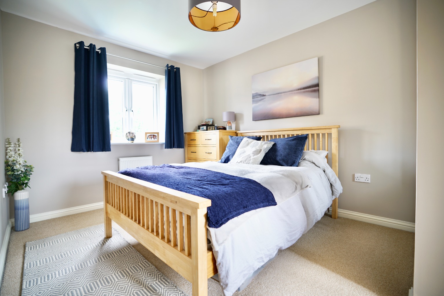 3 bed end of terrace house for sale in Skylark Place, Cambridgeshire  - Property Image 8