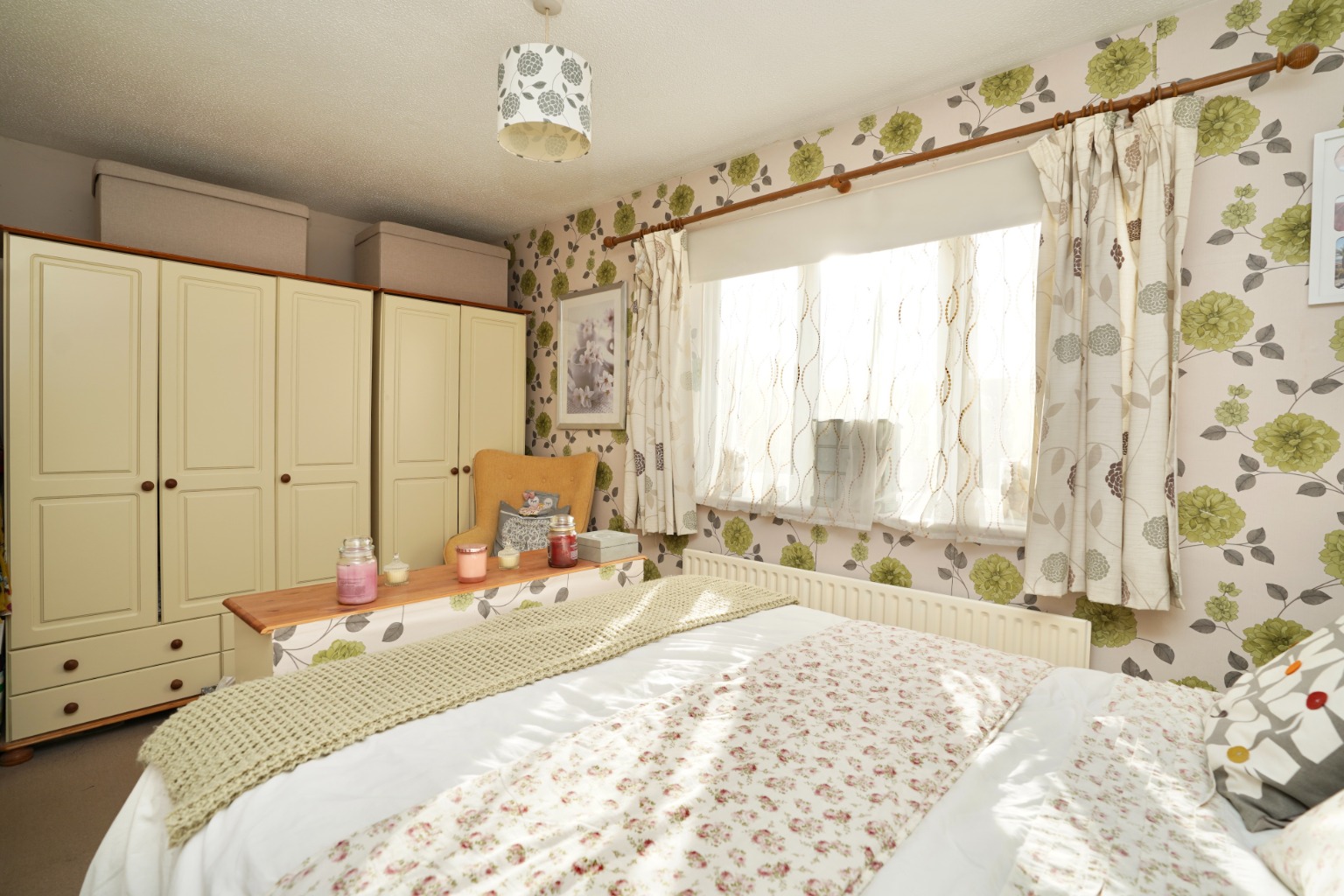 2 bed semi-detached house for sale in Stoney Close, Huntingdon 5