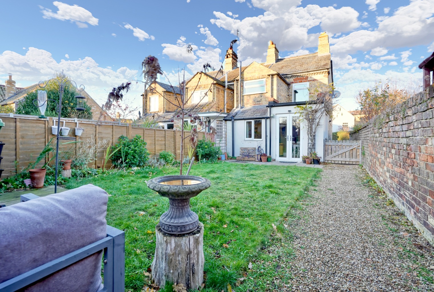 2 bed end of terrace house for sale in London Street, Huntingdon  - Property Image 4