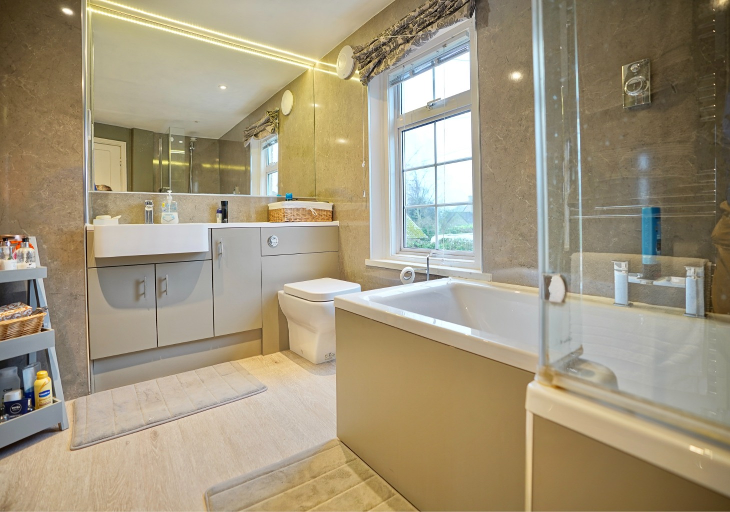 4 bed semi-detached house for sale in Laughton's Lane, Huntingdon 17