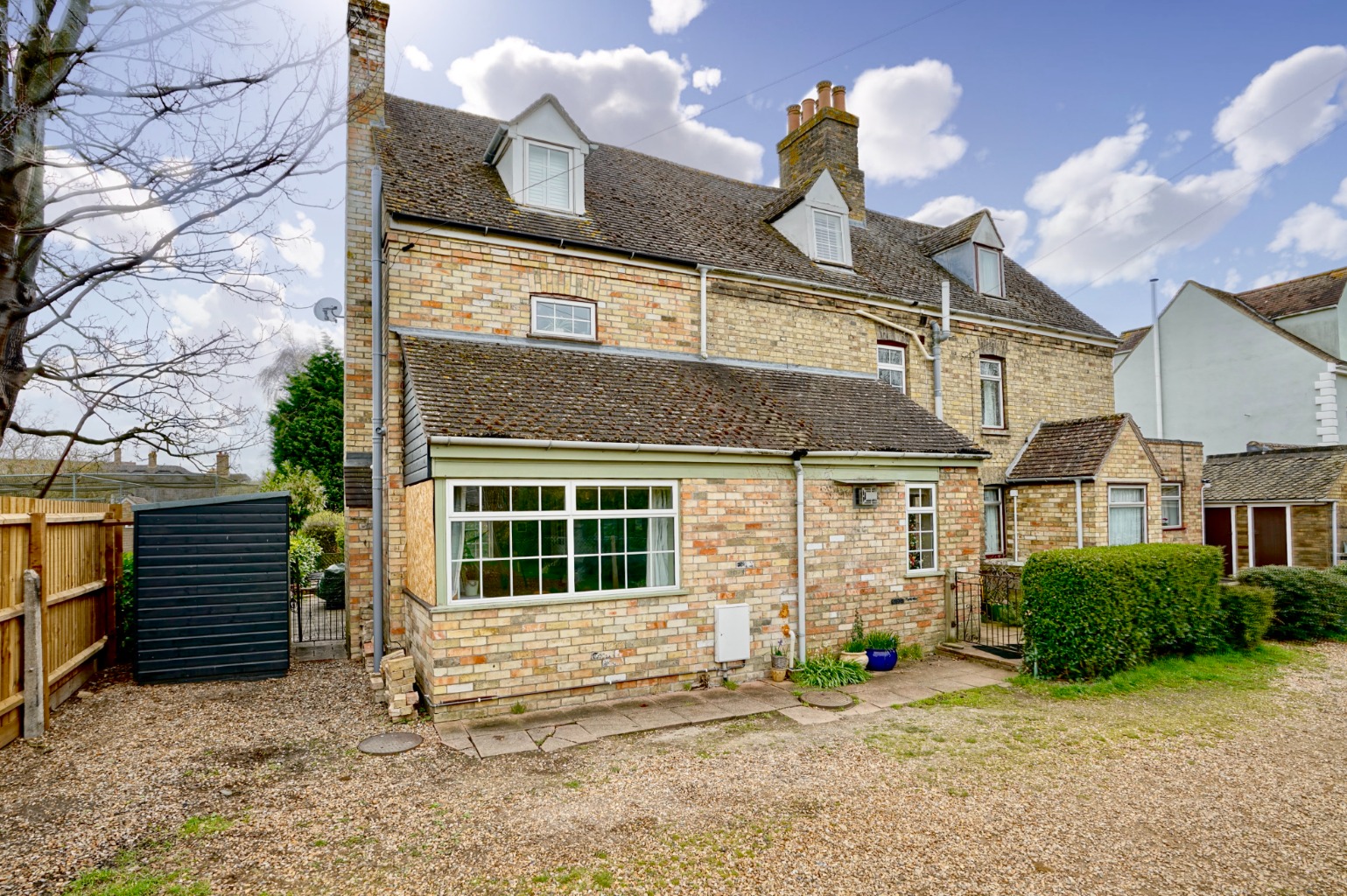 4 bed semi-detached house for sale in Laughton's Lane, Huntingdon 7