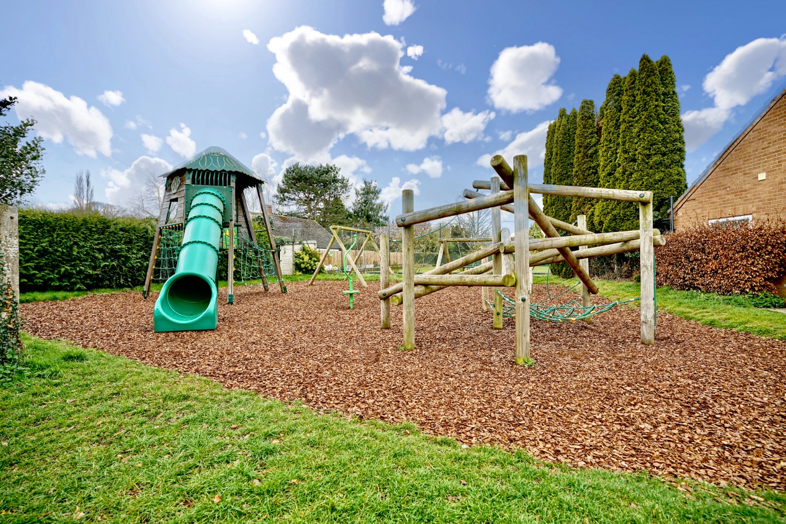 4 bed semi-detached house for sale in Laughton's Lane, Huntingdon 21