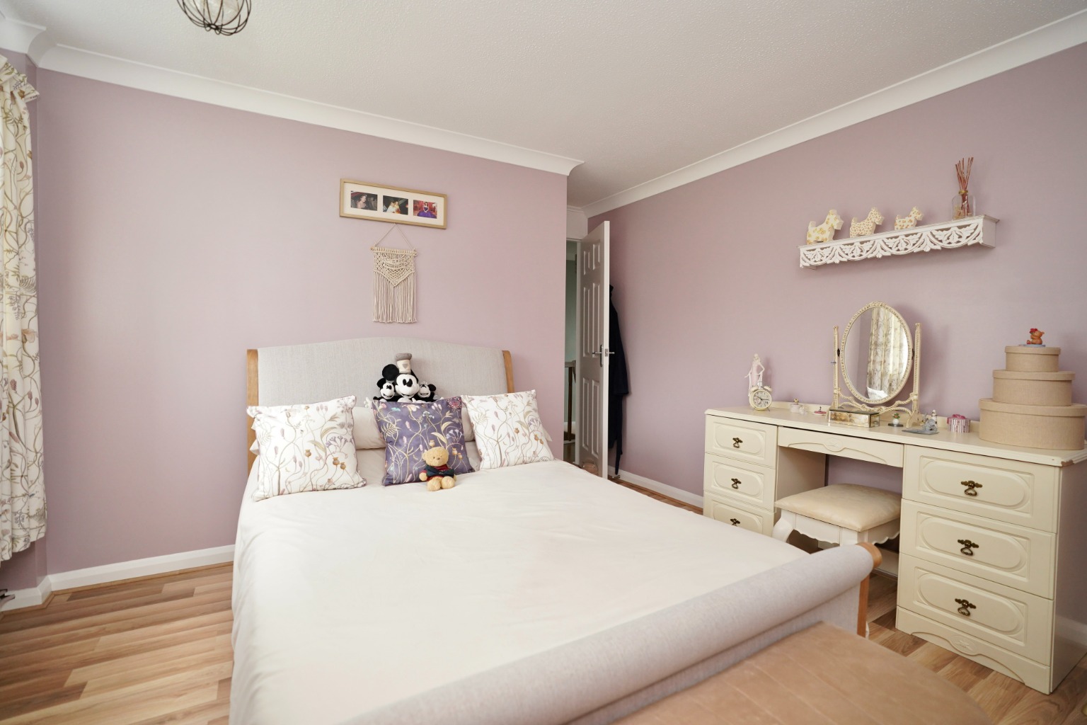 3 bed terraced house for sale in Drings Close, Cambridge 8