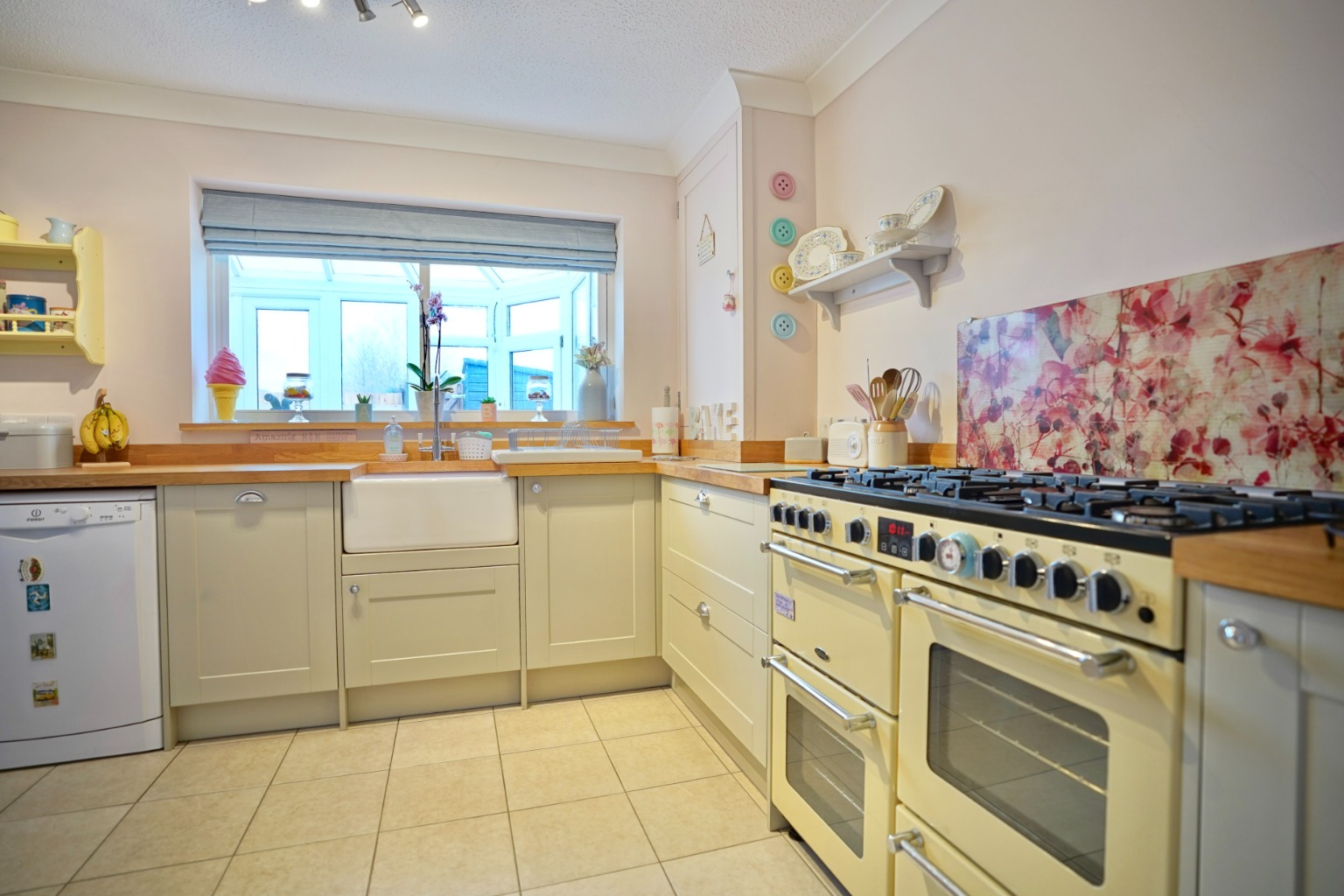 3 bed terraced house for sale in Drings Close, Cambridge 5