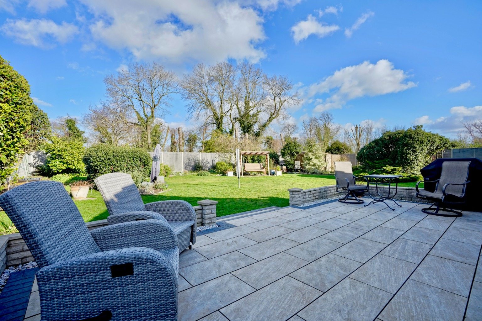 4 bed detached bungalow for sale in Lancaster Close, Huntingdon  - Property Image 2