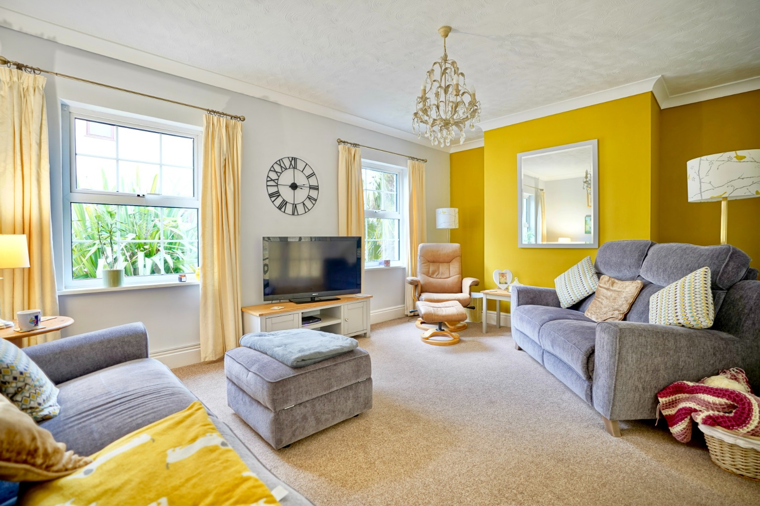 6 bed detached house for sale in Rectory Road, Huntingdon 6