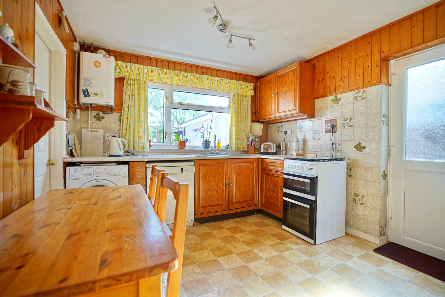 3 bed detached house for sale in Kiln Close, St. Ives  - Property Image 5