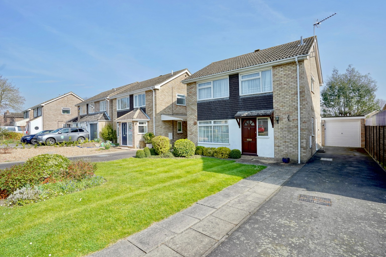 3 bed detached house for sale in Kiln Close, St. Ives  - Property Image 1