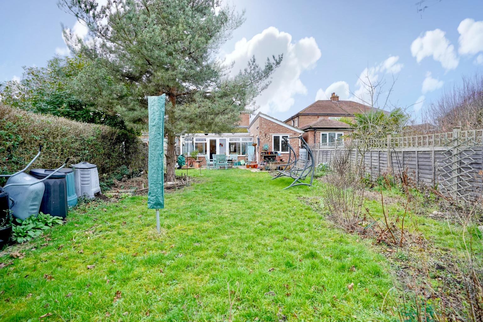 4 bed semi-detached house for sale in Miller Way, Huntingdon  - Property Image 4