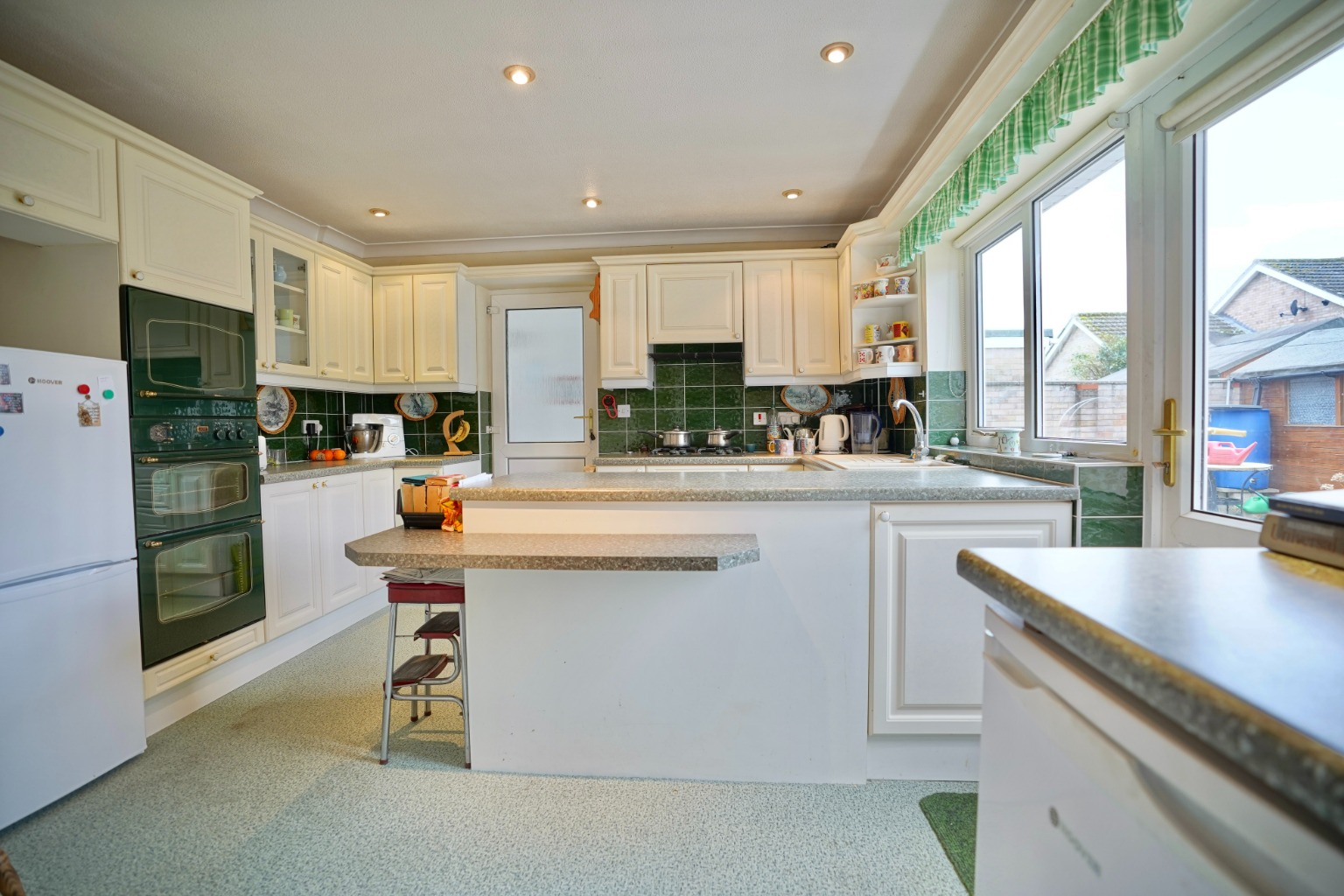 4 bed detached house for sale in Glebe Road, Huntingdon  - Property Image 2