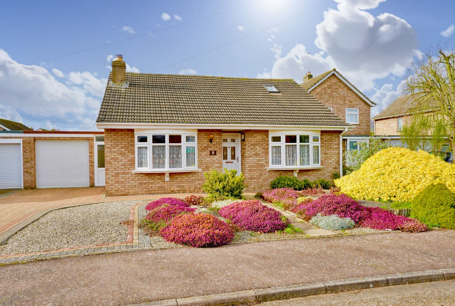 4 bed detached house for sale in Glebe Road, Huntingdon - Property Image 1