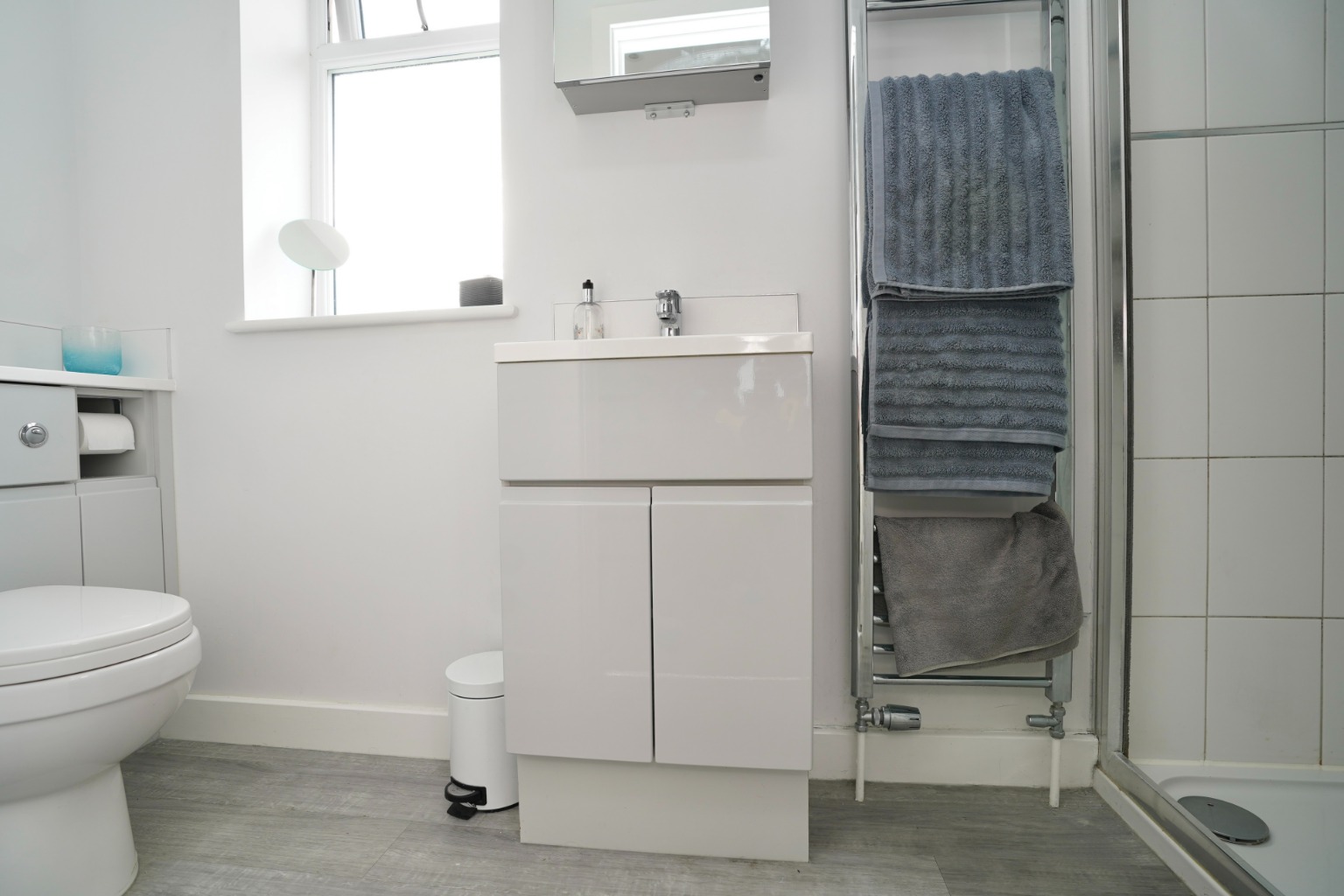 5 bed detached house for sale in Bramley Grove, Huntingdon 13