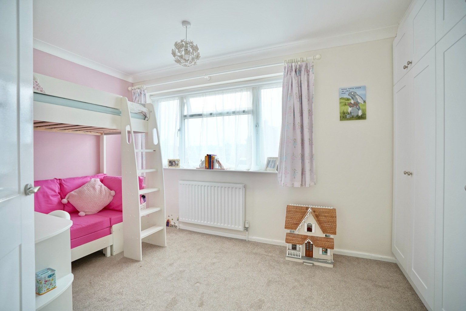 5 bed detached house for sale in Bramley Grove, Huntingdon  - Property Image 16