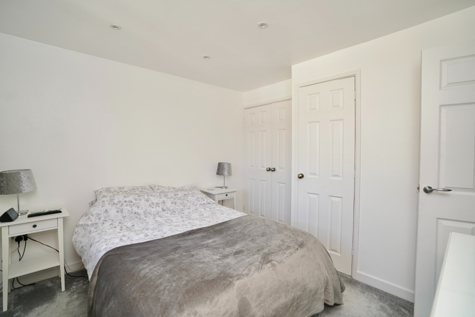 2 bed end of terrace house for sale in Woodbrook Close, Cambridge 10