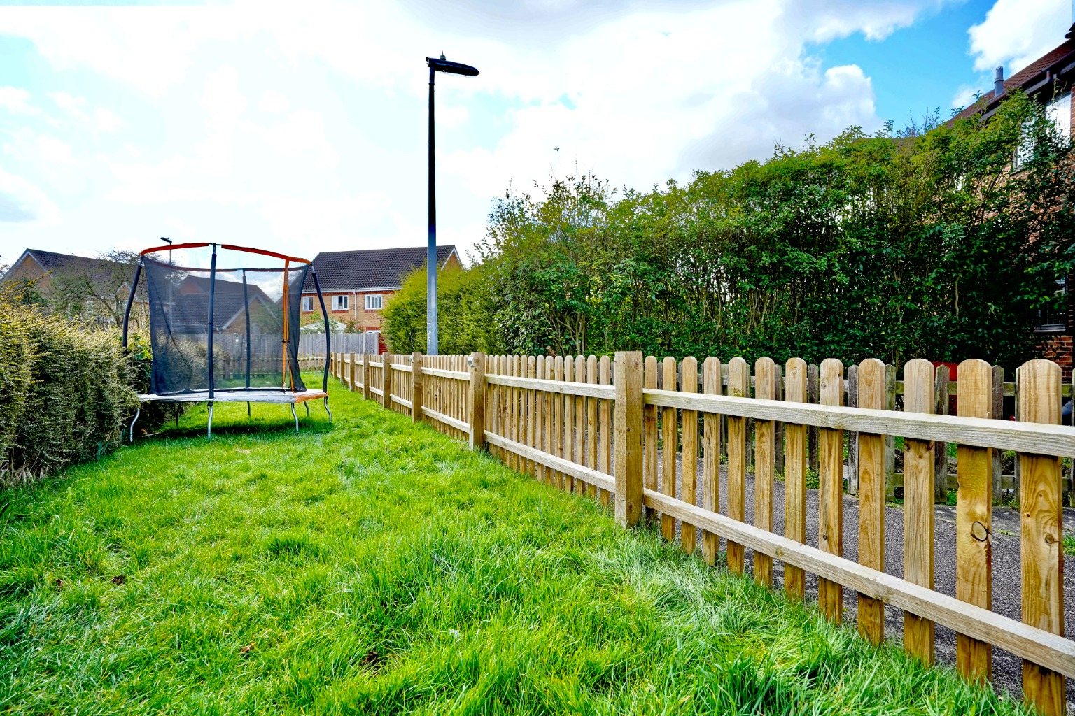 2 bed end of terrace house for sale in Tamar Close, St. Ives 3