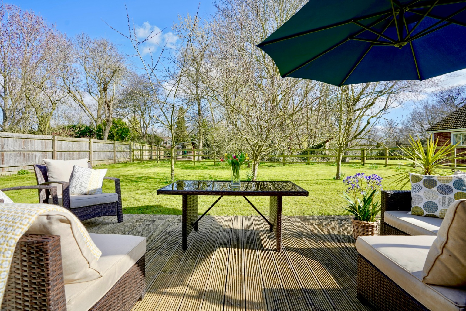 3 bed detached bungalow for sale in Church Lane, Huntingdon 2