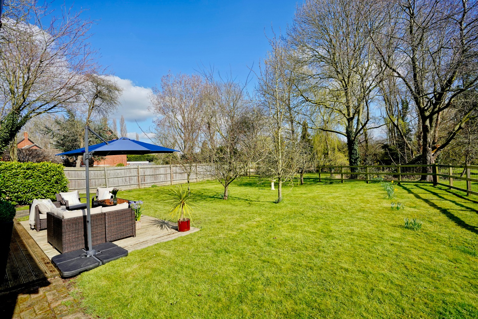 3 bed detached bungalow for sale in Church Lane, Huntingdon 16