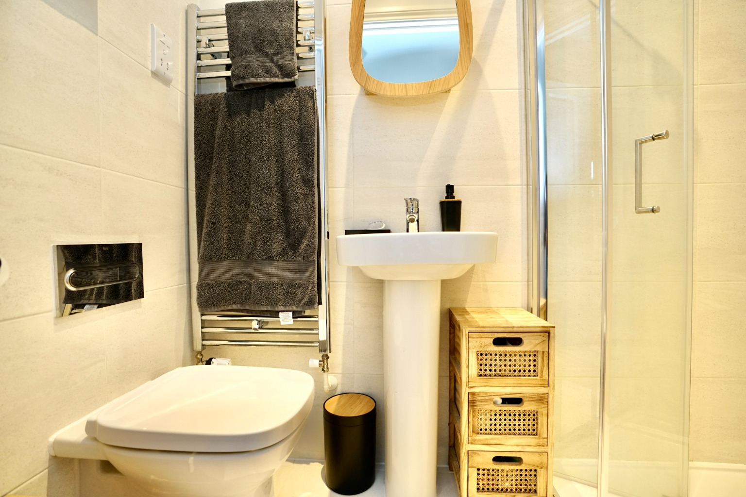 3 bed semi-detached house for sale in Jaric Lane, Huntingdon  - Property Image 10