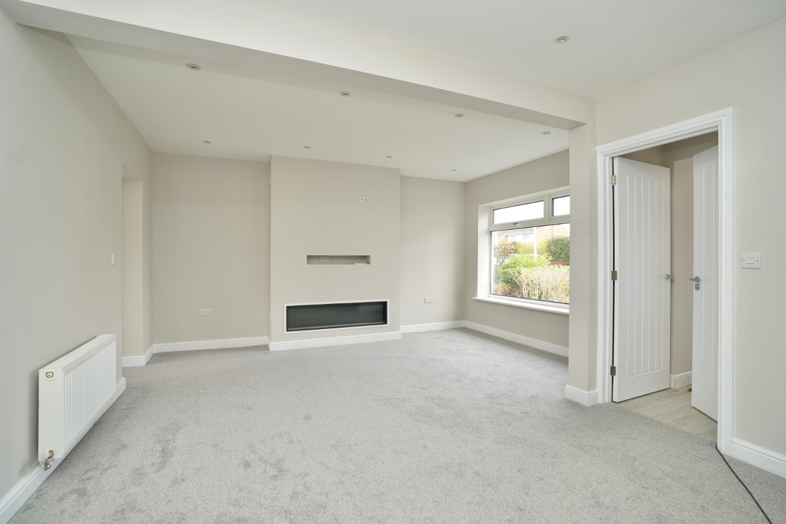 3 bed detached house for sale in Abbots Crescent, St. Ives  - Property Image 3