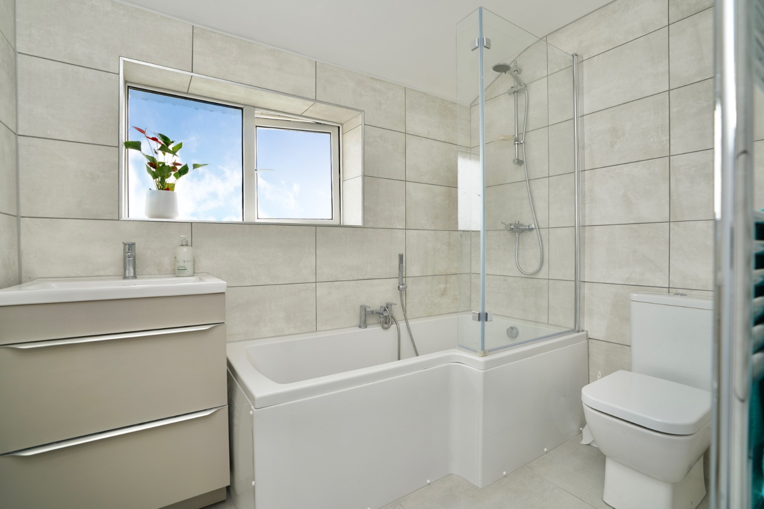 3 bed detached house for sale in Abbots Crescent, St. Ives  - Property Image 11