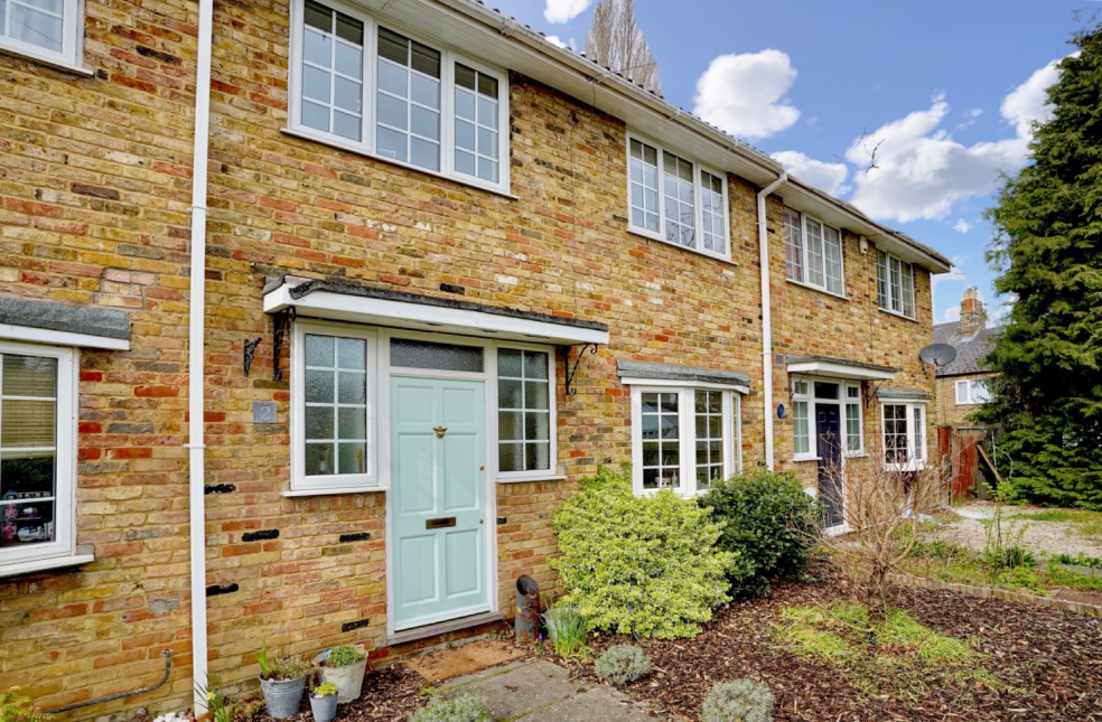 3 bed terraced house for sale in Meadow Way, Huntingdon, PE29