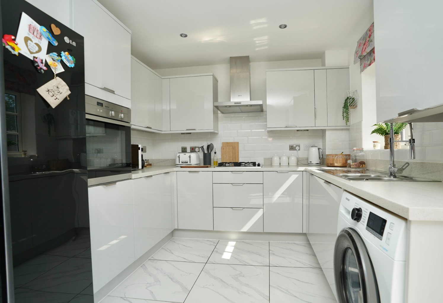 3 bed semi-detached house for sale in Carnaile Road, Huntingdon 1