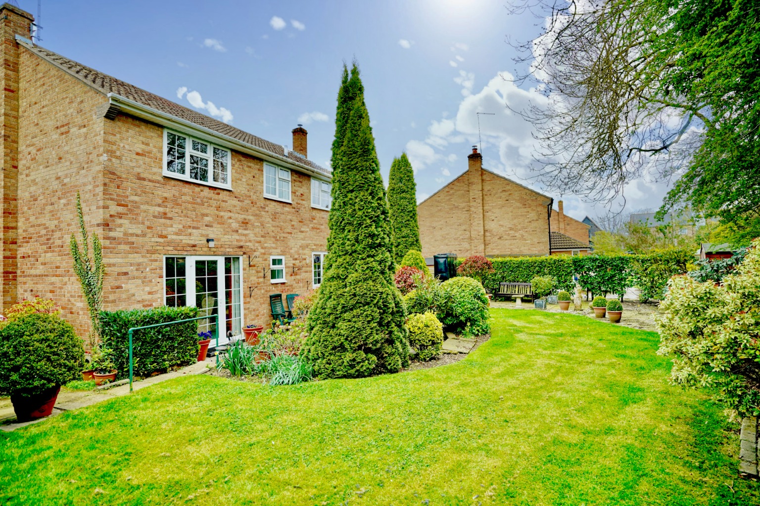 4 bed detached house for sale in Kingston Way, Huntingdon 1