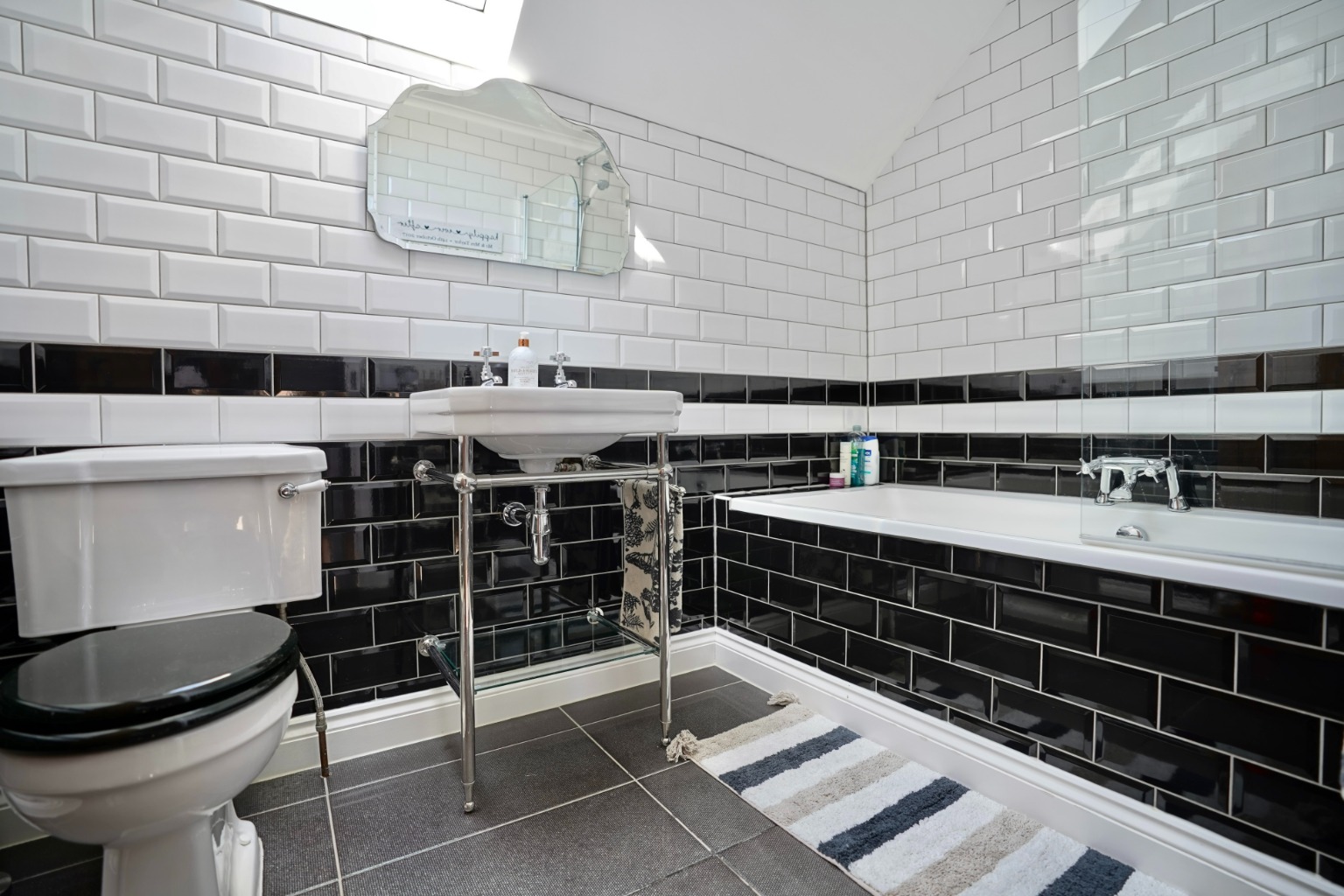 3 bed semi-detached house for sale in Station Approach, Huntingdon 12